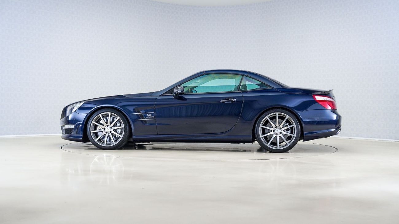 مرسيدس بنز SL 63 AMG Std 5.5L (530 HP)