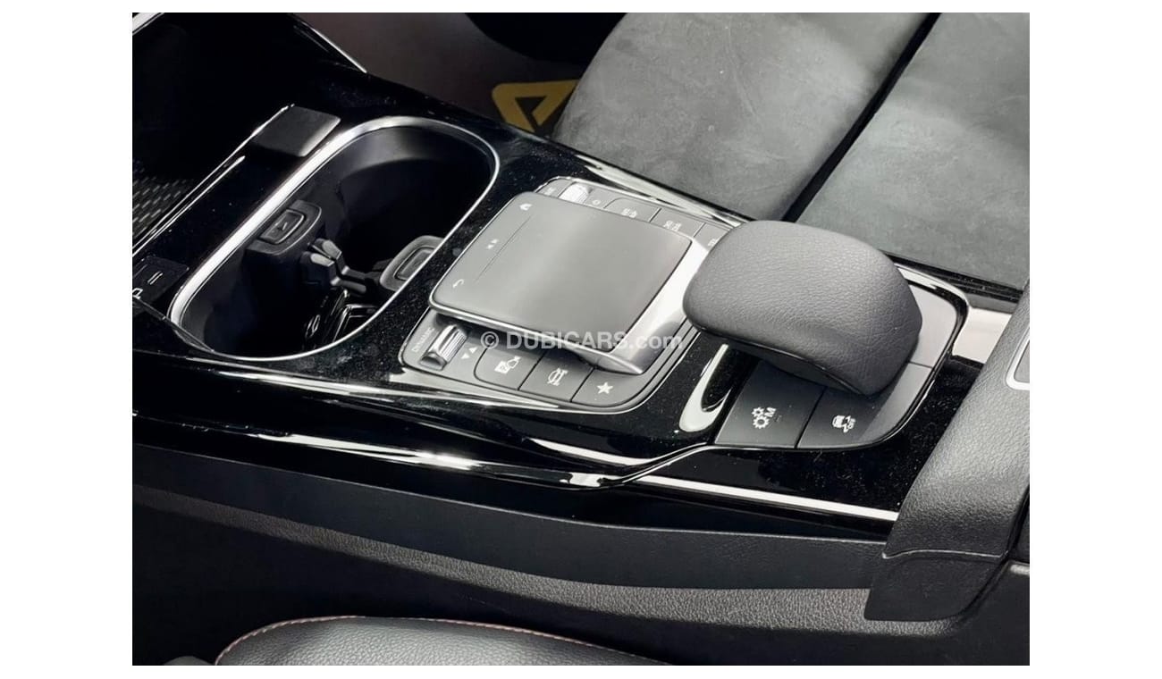 Mercedes-Benz A 35 AMG Premium + 2021 Mercedes A35 AMG Aerodynamics package, Mercedes Warranty 2025, Mercedes Service Contr