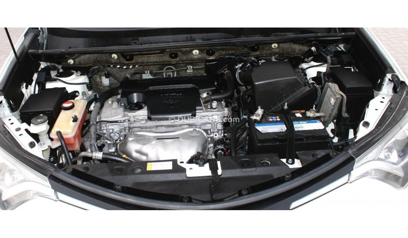 Toyota RAV4 EX Toyota rav 4 white 2016 GCC excellent condition without accident