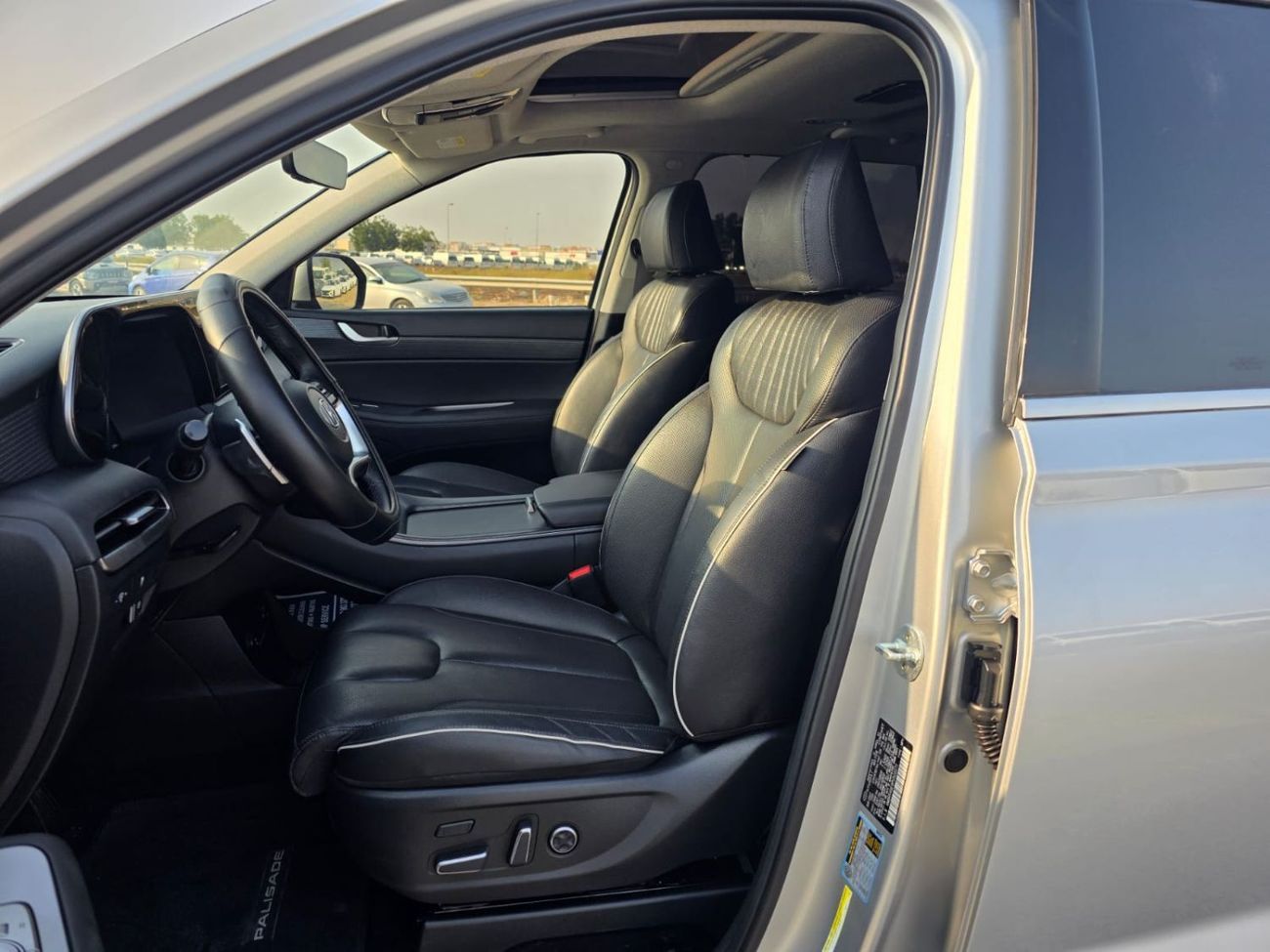 Hyundai Palisade 3.8L GDi Limited Sunroof , MoonRoof , 360 camera , 7 seater and Parking sensors