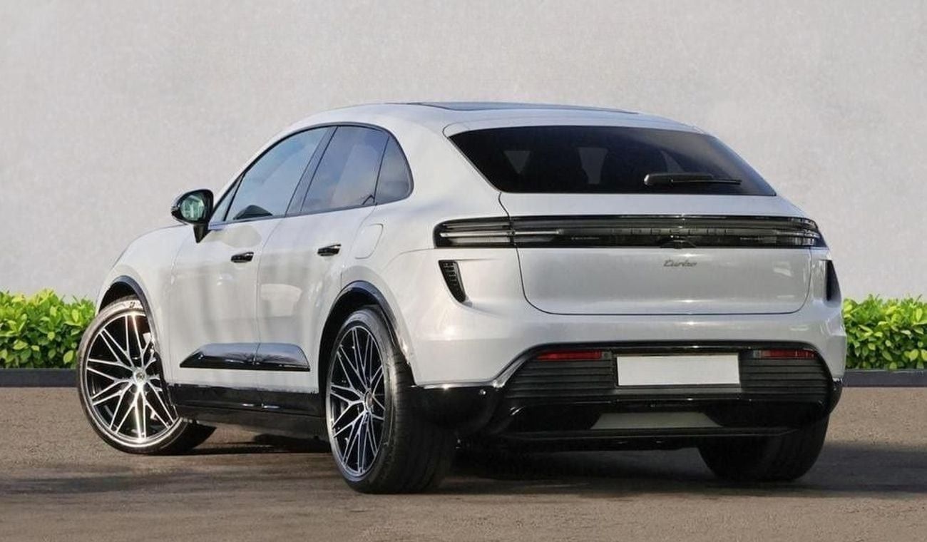 بورش ماكان Electric Estate 470kW Turbo RIGHT HAND DRIVE