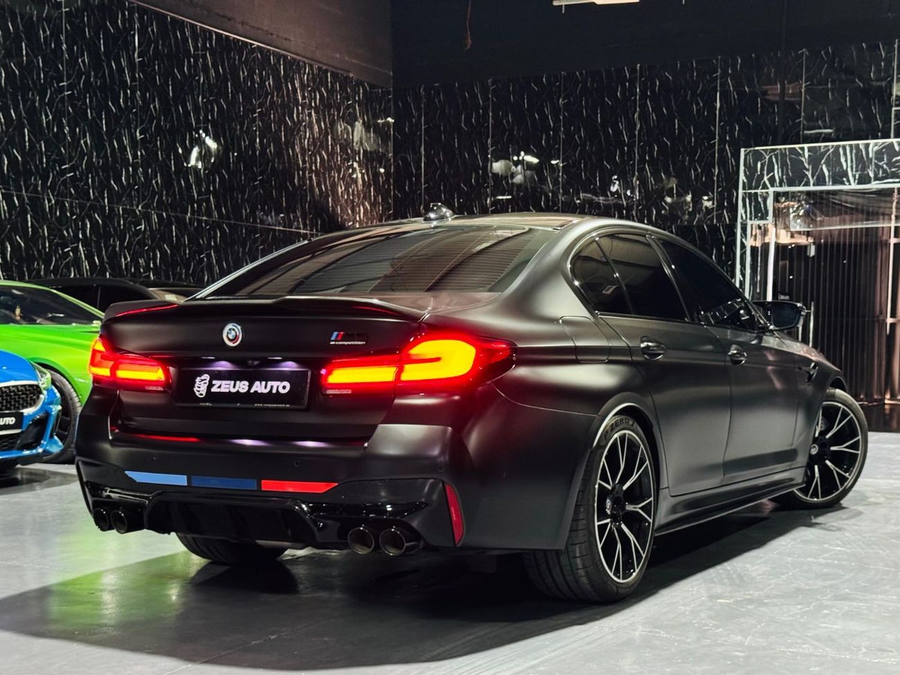 BMW M5 Competition 4.4L (600 HP) 2023 BMW M5, 2027 BMW Warranty + Service Pack, Fully Loaded, Very Low Kms,