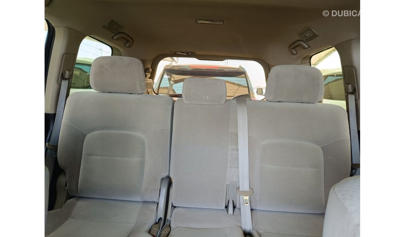 Toyota Land Cruiser car in excellent condition with no accidents