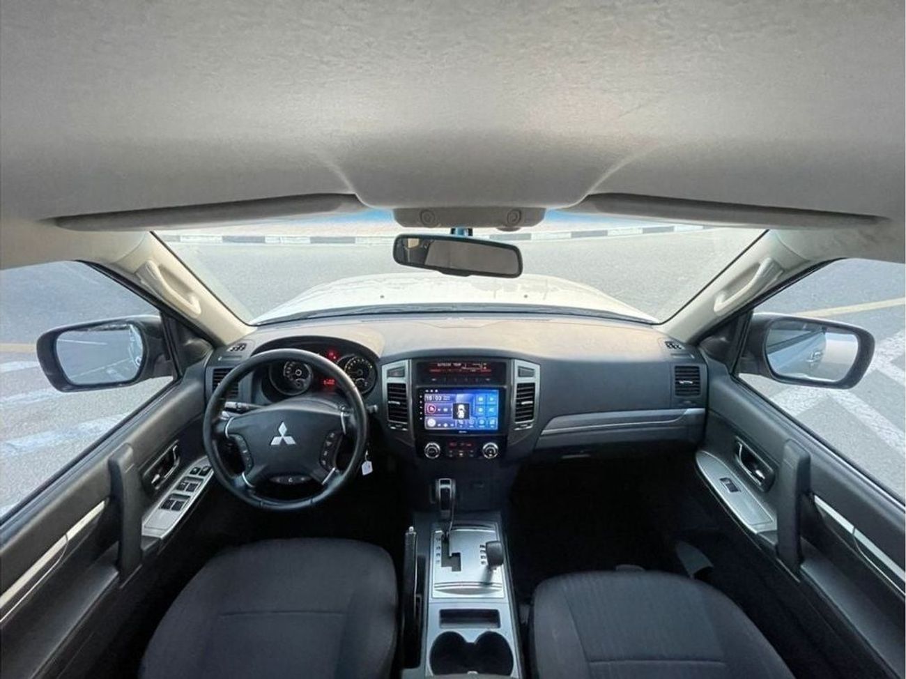 ميتسوبيشي باجيرو 2022 Mitsubishi Pajero GLS 3.0L MidOption+ 7 Seater - 4x4 AWD - Rear CAM - Original Paint -