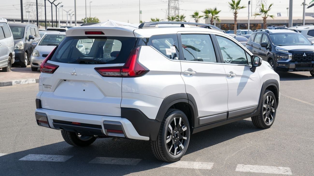 Mitsubishi Xpander Cross Brand New Mitsubishi Xpander Cross N-XP-CR-1.5-P-26 2026 – 1.5L 4-Cylinder Premium – GCC Specs – Exp