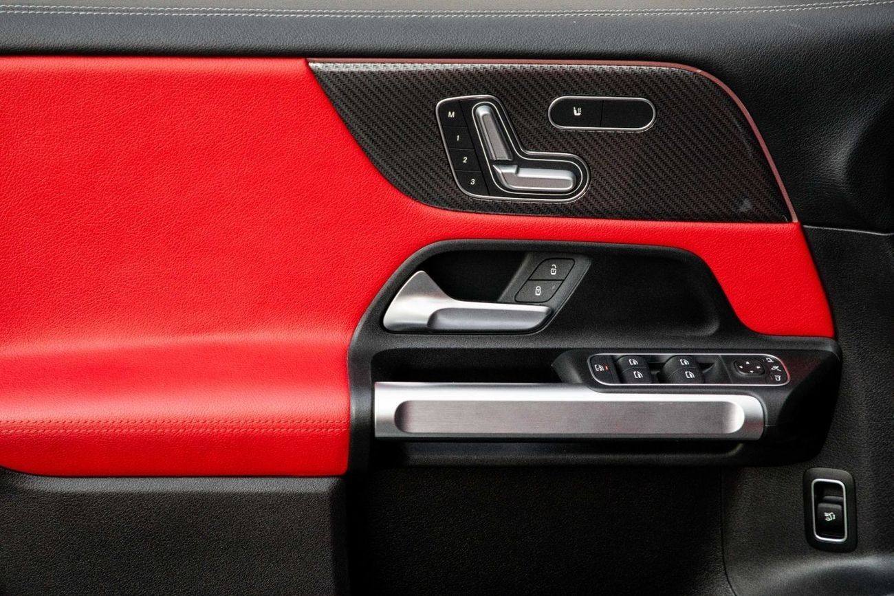 Mercedes-Benz GLB 35 AMG 35 AMG | 3,231 P.M  | 0% Downpayment | GLB 35 AMG | IMPECCABLE CONDITION!