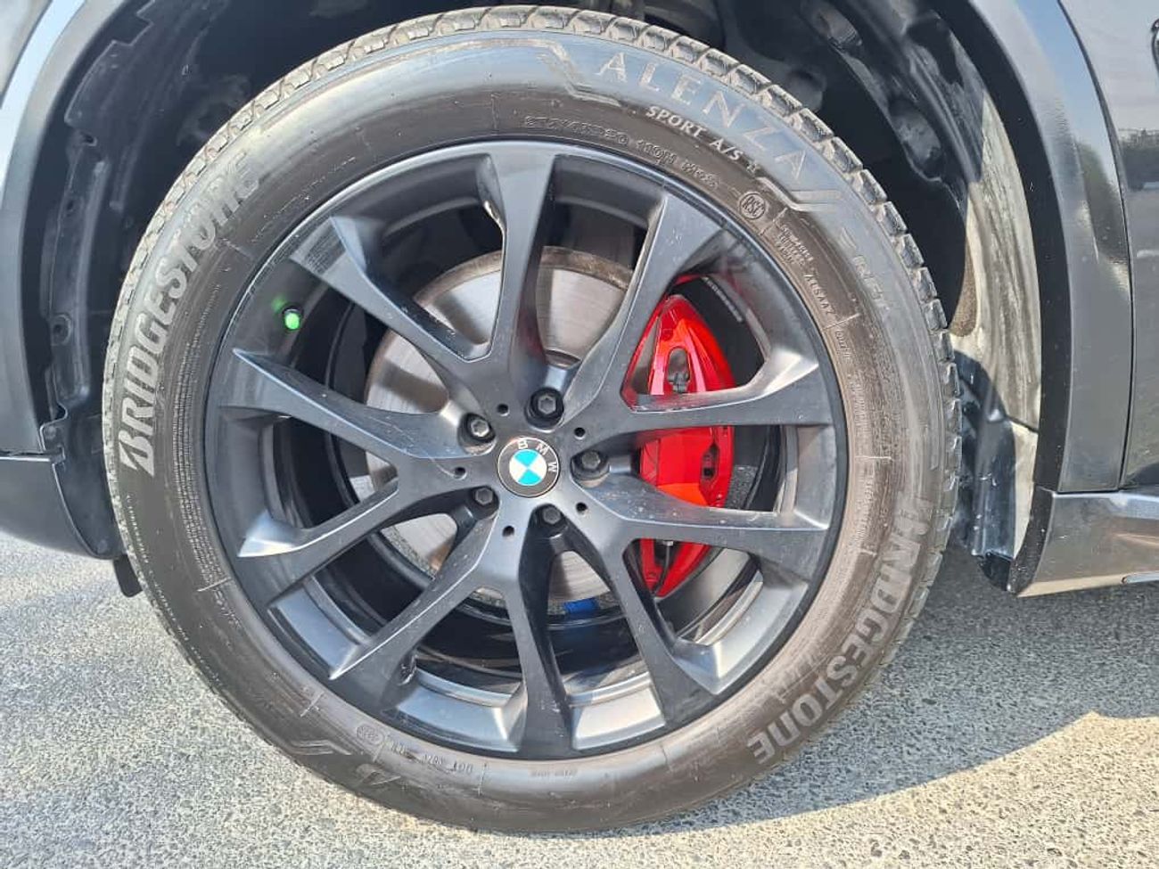 BMW X5 40i xDrive 3.0L