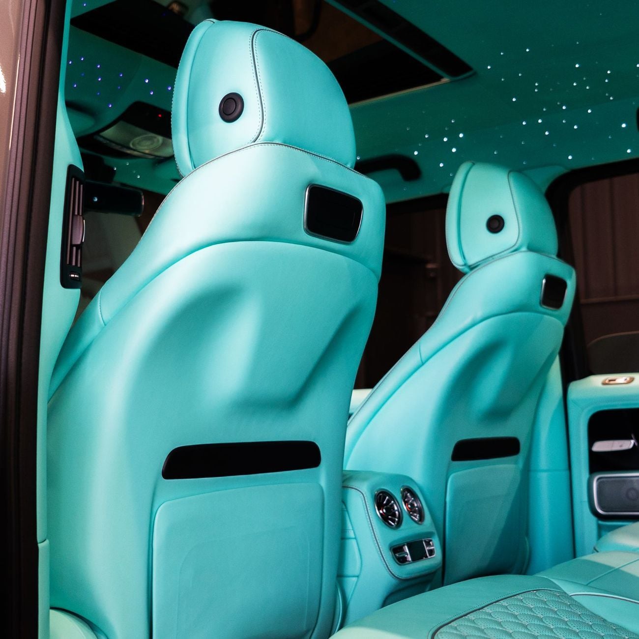 برابوس جي 800 ويدستار - مرسيدس-إيه إم جي جي 63 AED 17,057 pm • 0% Downpayment • Original G800 Brabus • 1 Year Warranty