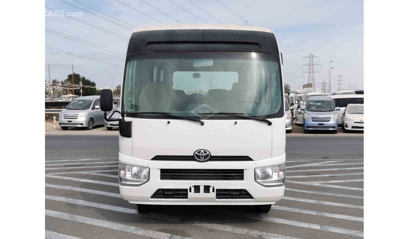 Toyota Coaster 4.2L DIESEL, 16" TYRE, 27 SEATS, KEY START, XENON HEADLIGHTS (CODE # TC04)