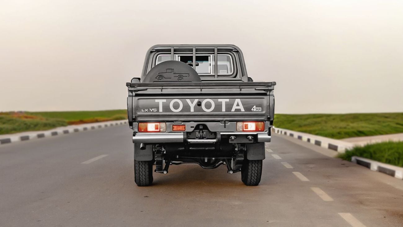 تويوتا لاند كروزر بيك آب 2025 Toyota Land Cruiser LC 79 4.0L AT Petrol (Gray-Brown)