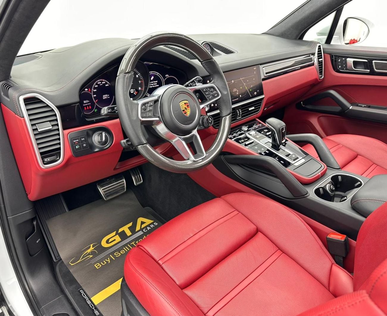 Porsche Cayenne 2022 Porsche Cayenne GTS, Feb/2027 Porsche Warranty, Porsche Full Service History, Excellent Conditi