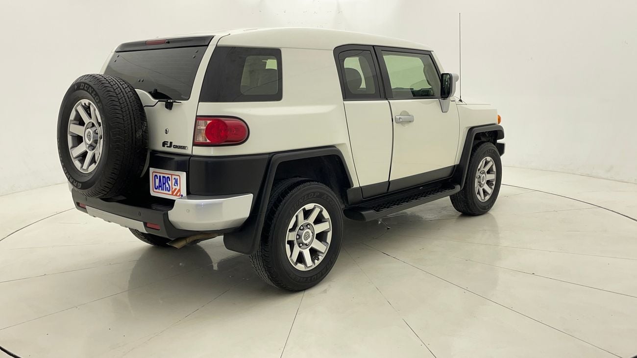 Toyota FJ Cruiser GXR 4 | Zero Down Payment | Home Test Drive