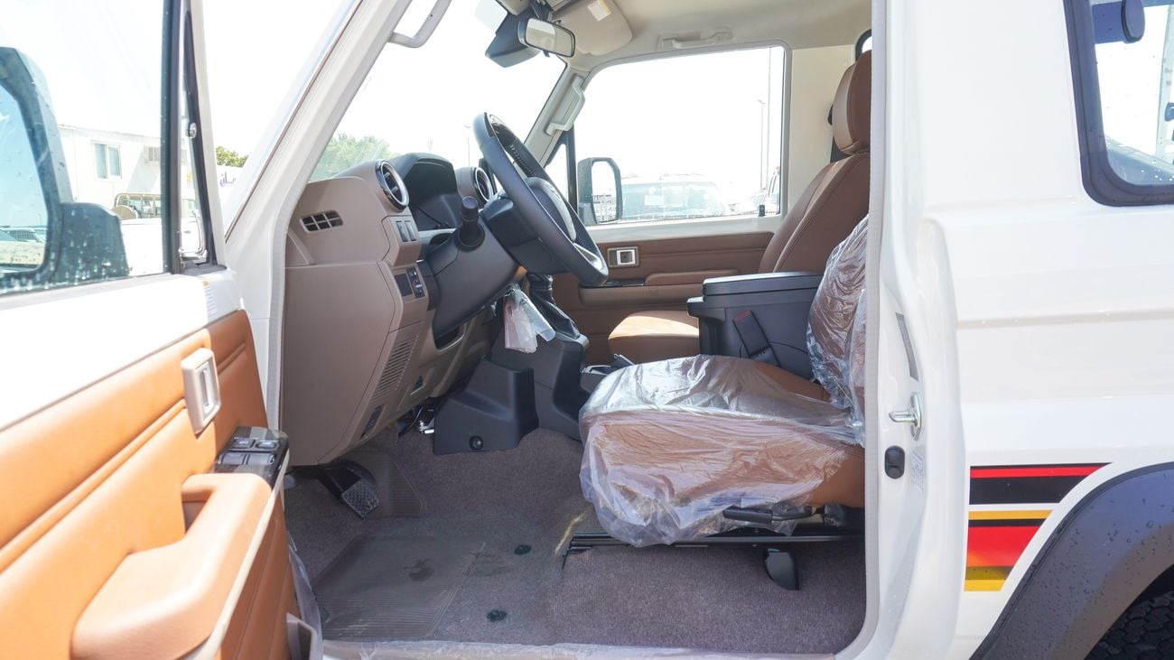 Toyota Land Cruiser 70 4.0L V6 Oman Specs