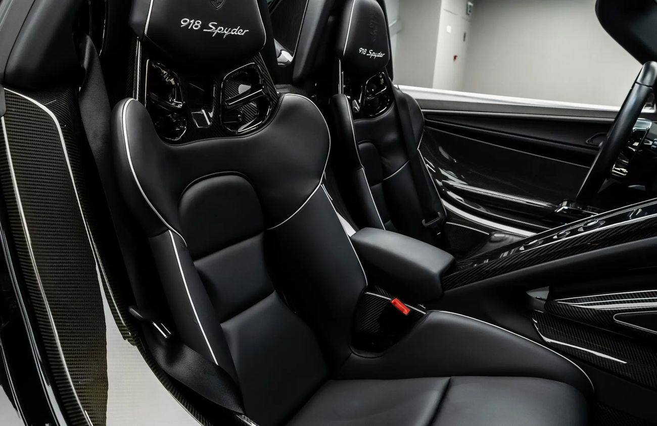 Porsche 918 Spyder 4.6L V8 N/A Engine + eMotor