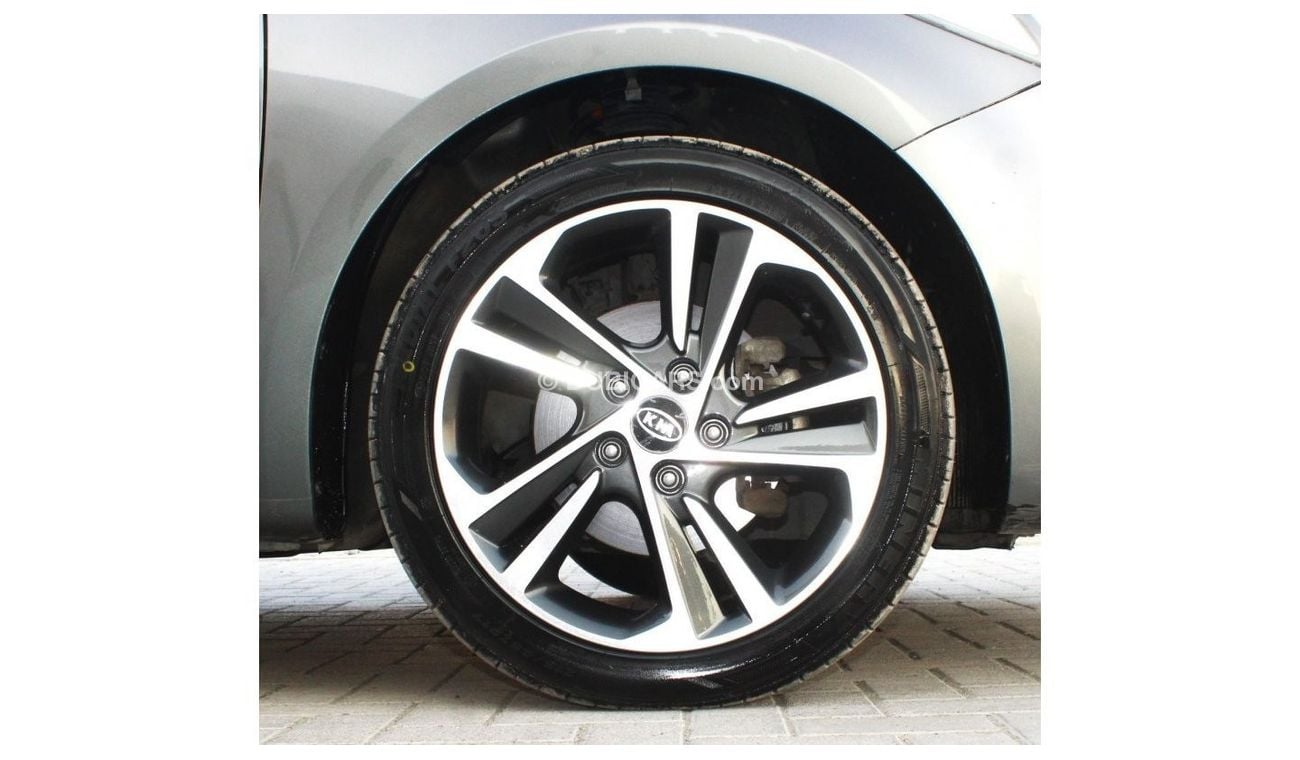 كيا سيراتو كيا سيراتو2017 خليجي بحالة ممتازة بدون حوادث