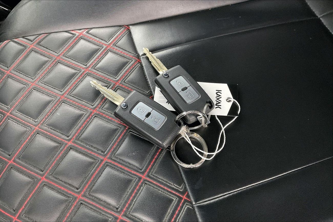 ميتسوبيشي باجيرو Signature Edition | شامل الضمان | 0 ﺪﻔﻋﺓ ﺃﻮﻟﻯ