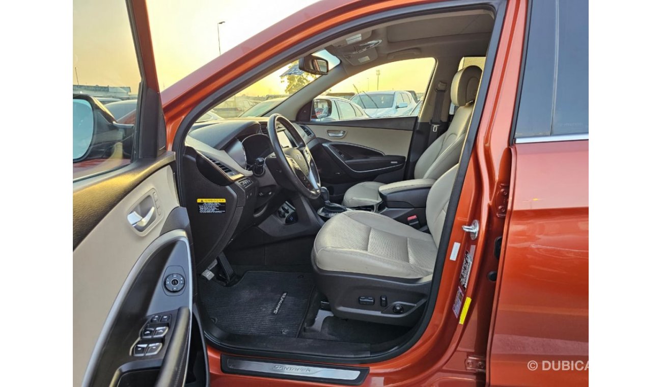 Hyundai Santa Fe LIMITED / V4 / 2.4L / PANORAMIC ROOF / FULL OPT (LOT # 4510)