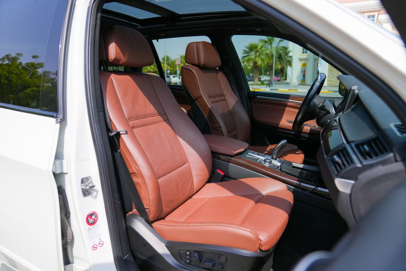 بي أم دبليو X5 50i M SPORT