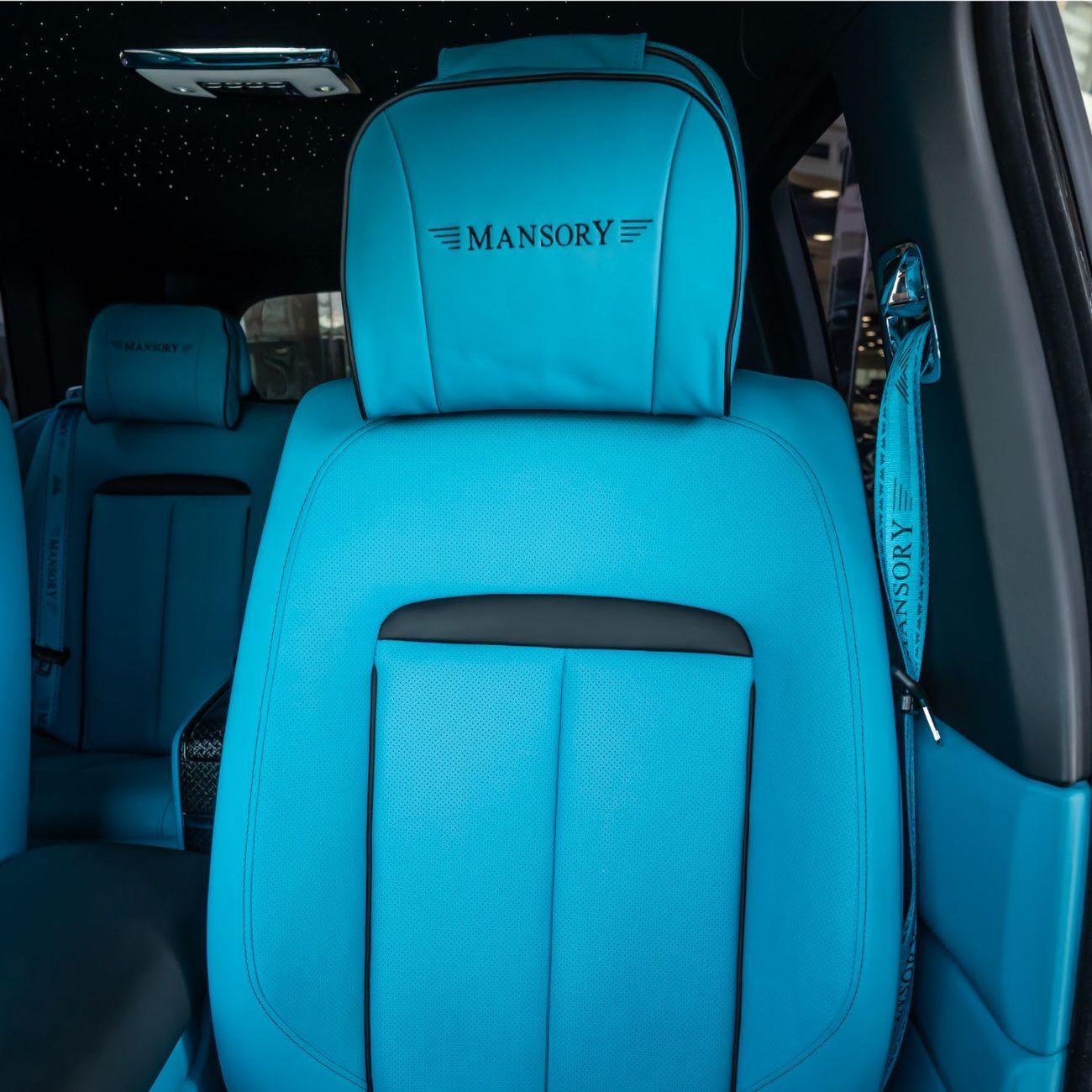 رولز رويس كولينان  2025  ROLLS ROYCE CULLINAN MANSORY  DONE ONLY 15,000KM