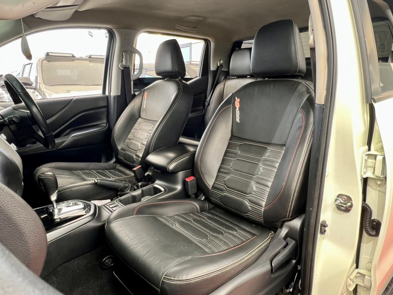 نيسان نافارا The Nissan Navara is a versatile mid-size pickup truck known for blending rugged off-road capability