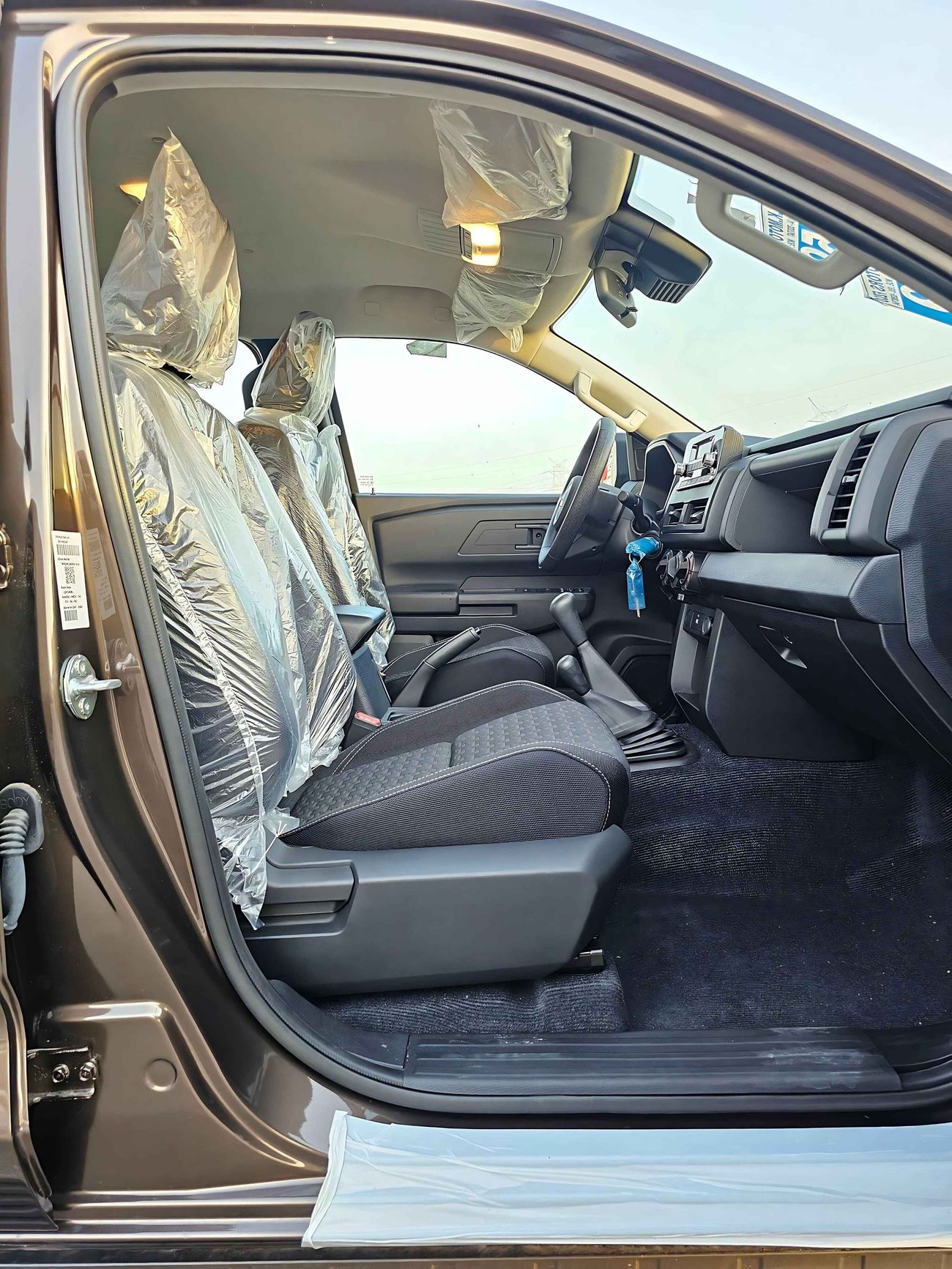 Mitsubishi L200 GLX / 2.4L Petrol / M/T, Double Cabin / 4WD/ Different Colors Available QUANTITY (CODE# 68024)