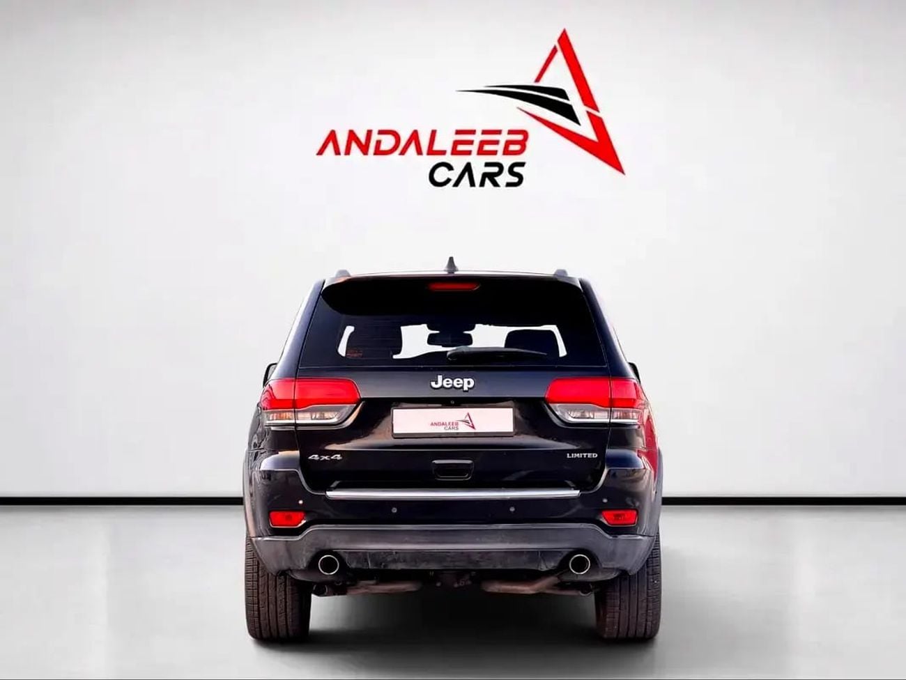 جيب جراند شيروكي ليميتد | 5.7L V8 HEMI | 360 HP | 4WD | GCC