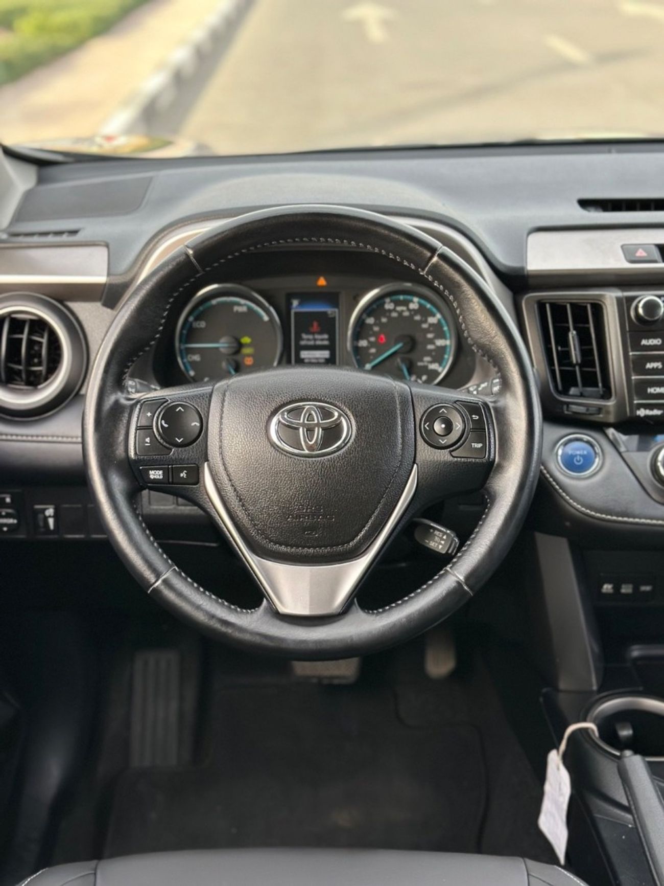 Toyota RAV4 XLE 2.5 Hybrid