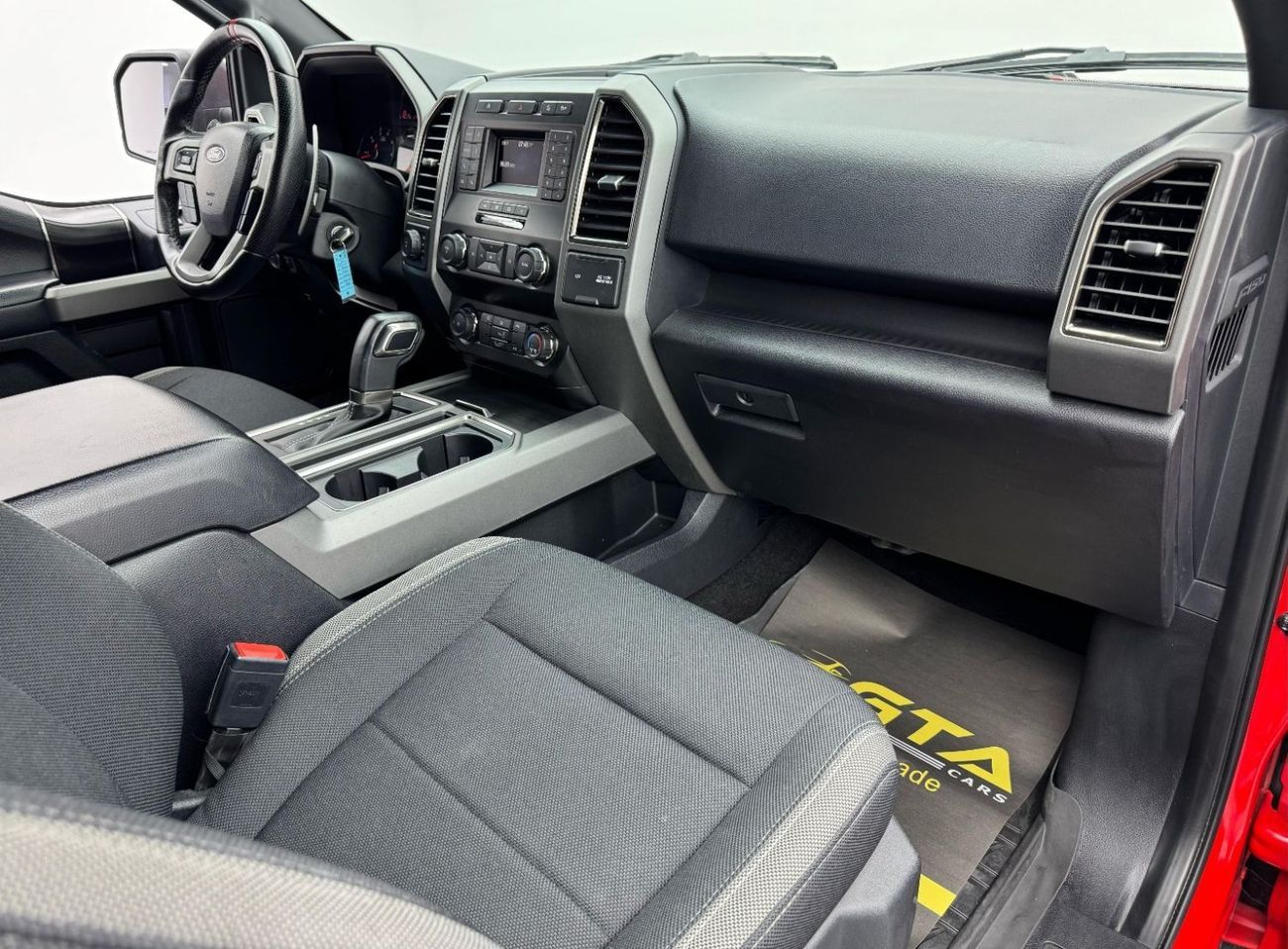 فورد إف-150 رابتور 2020 Ford F-150 Raptor, 2026 Ford Warranty, Full Ford Service History, GCC