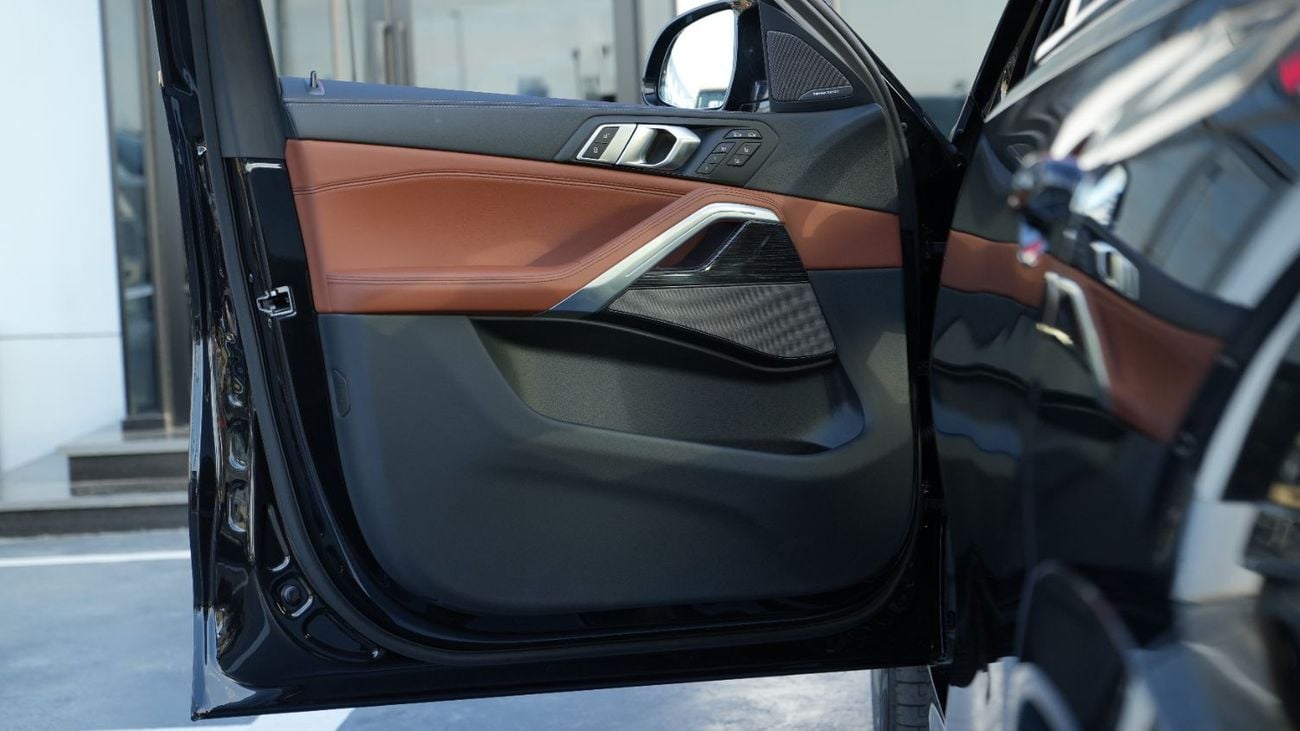 BMW X6 M60i xDrive M-Sport Pro V8 2026MY Export Only