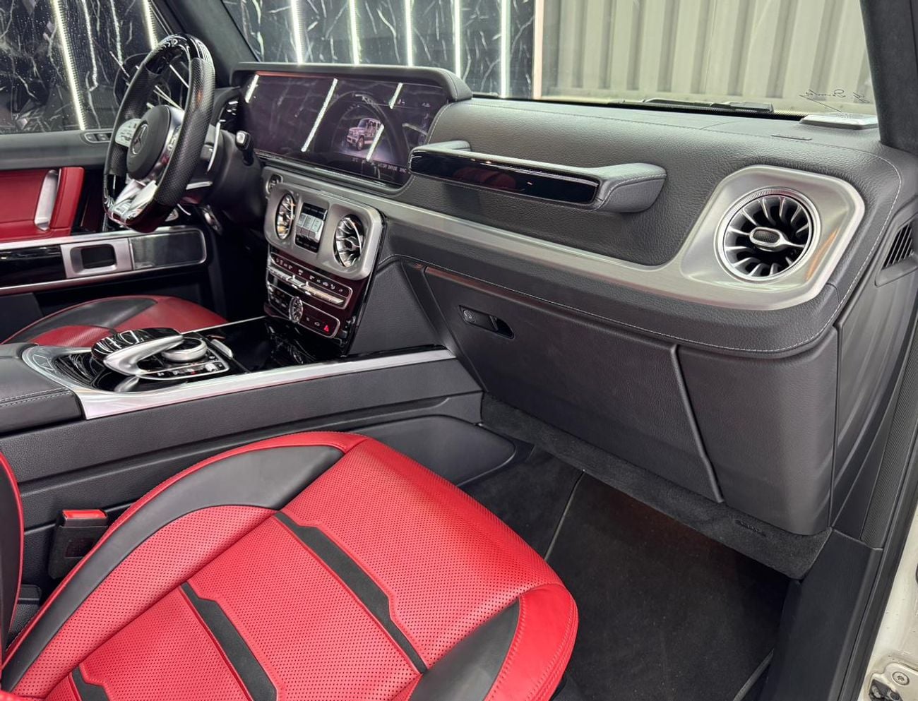 مرسيدس بنز G 63 AMG Std 4.0L