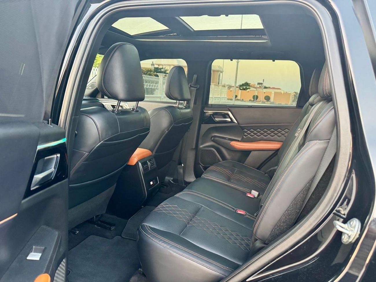 ميتسوبيشي آوتلاندر Mitsubishi Outlander 2023 TOP OF RANGE NO:1 Limited Edition GCC Spec.