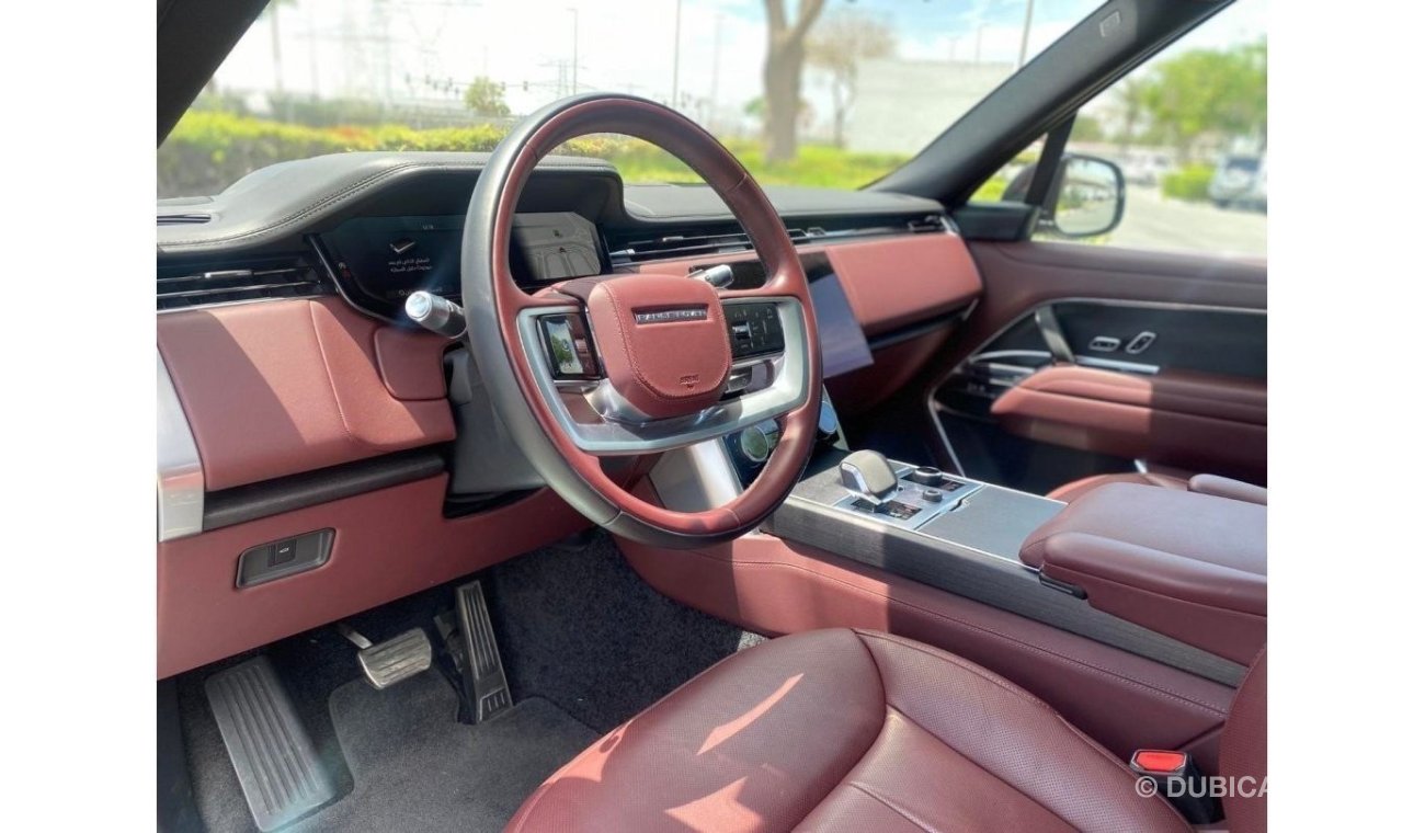 لاند روفر رينج روفر **2022**GCC SPEC UNDER WARRANTY AND SERVICE CONTRACT