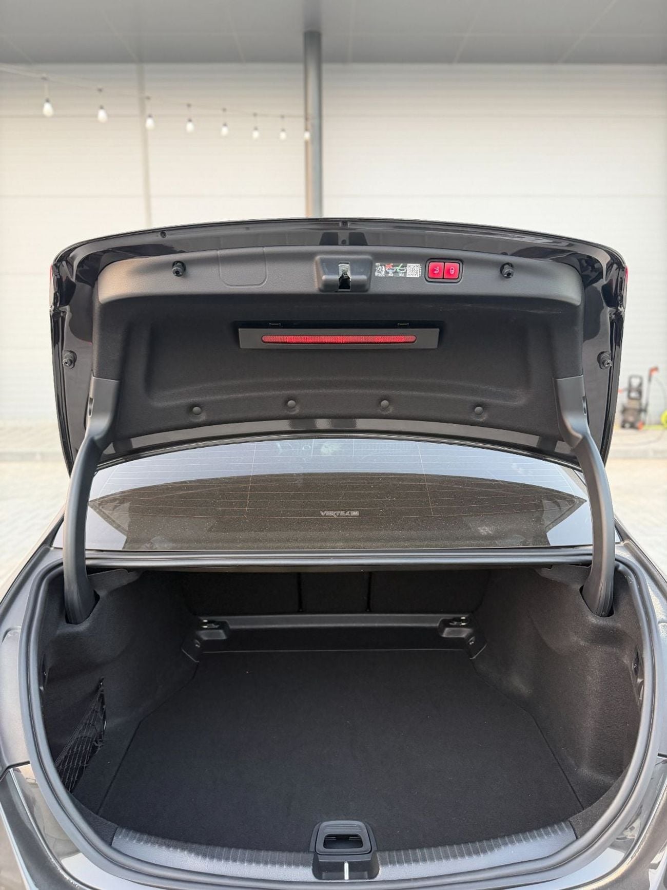 مرسيدس بنز C 300 STANDARD