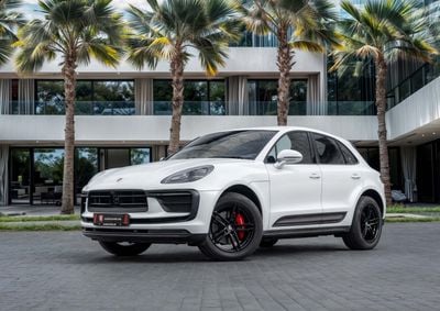 Porsche Macan STD Macan Base | 4,309 P.M | 0% Downpayment | Perfect Condition!