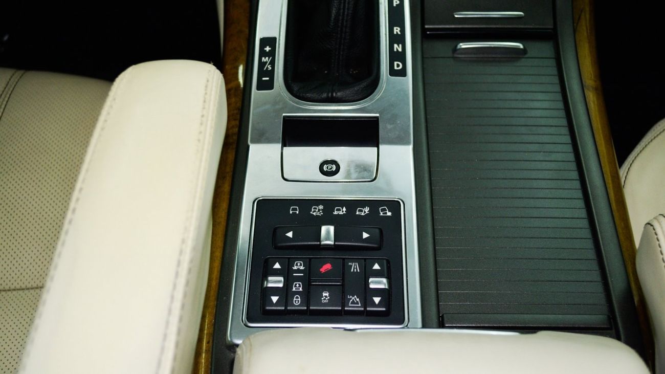 Land Rover Range Rover Sport With Autobiography badge