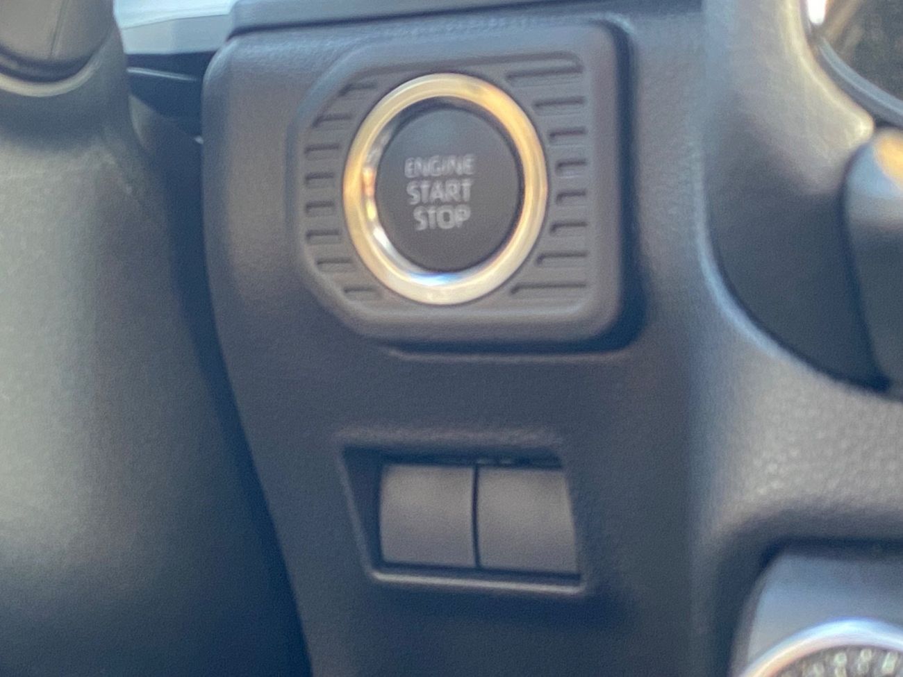 تويوتا برادو Adventure Dual Tone 2.4T