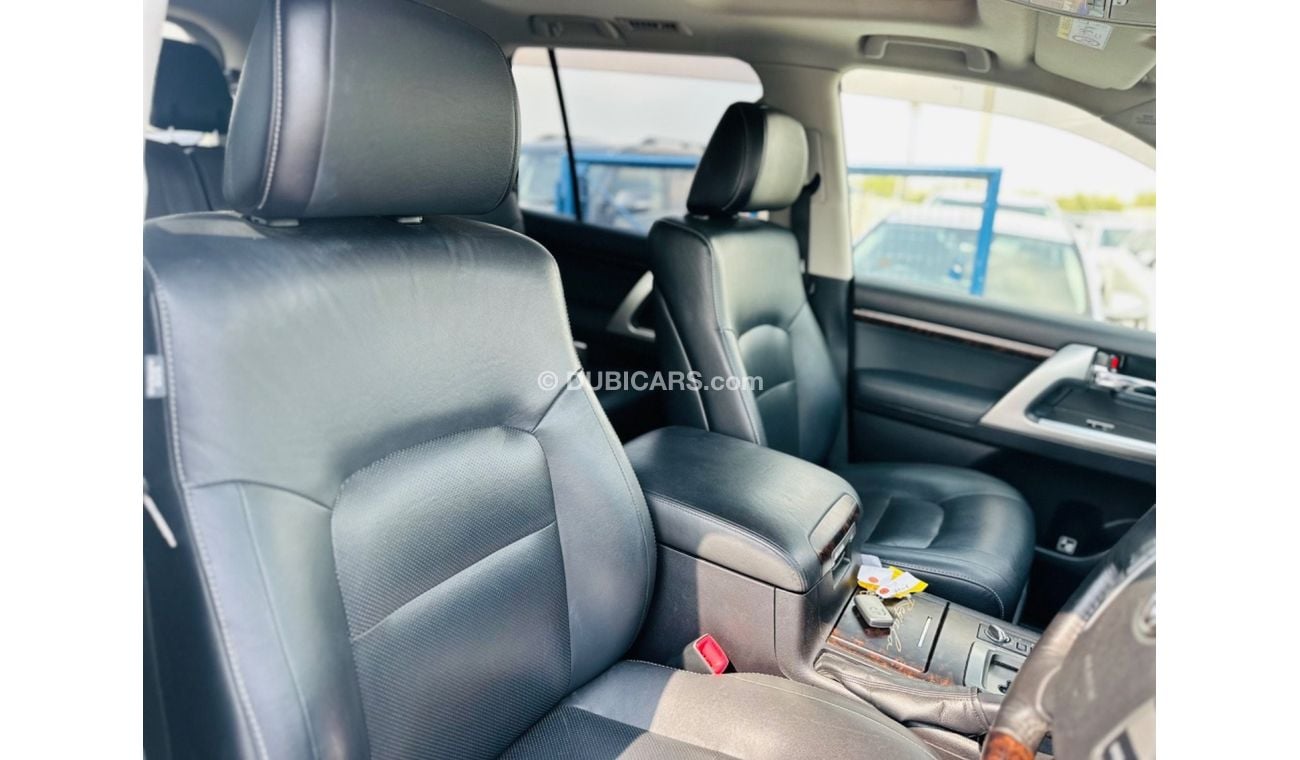 Toyota Land Cruiser Right hand drive , Full option top of the range