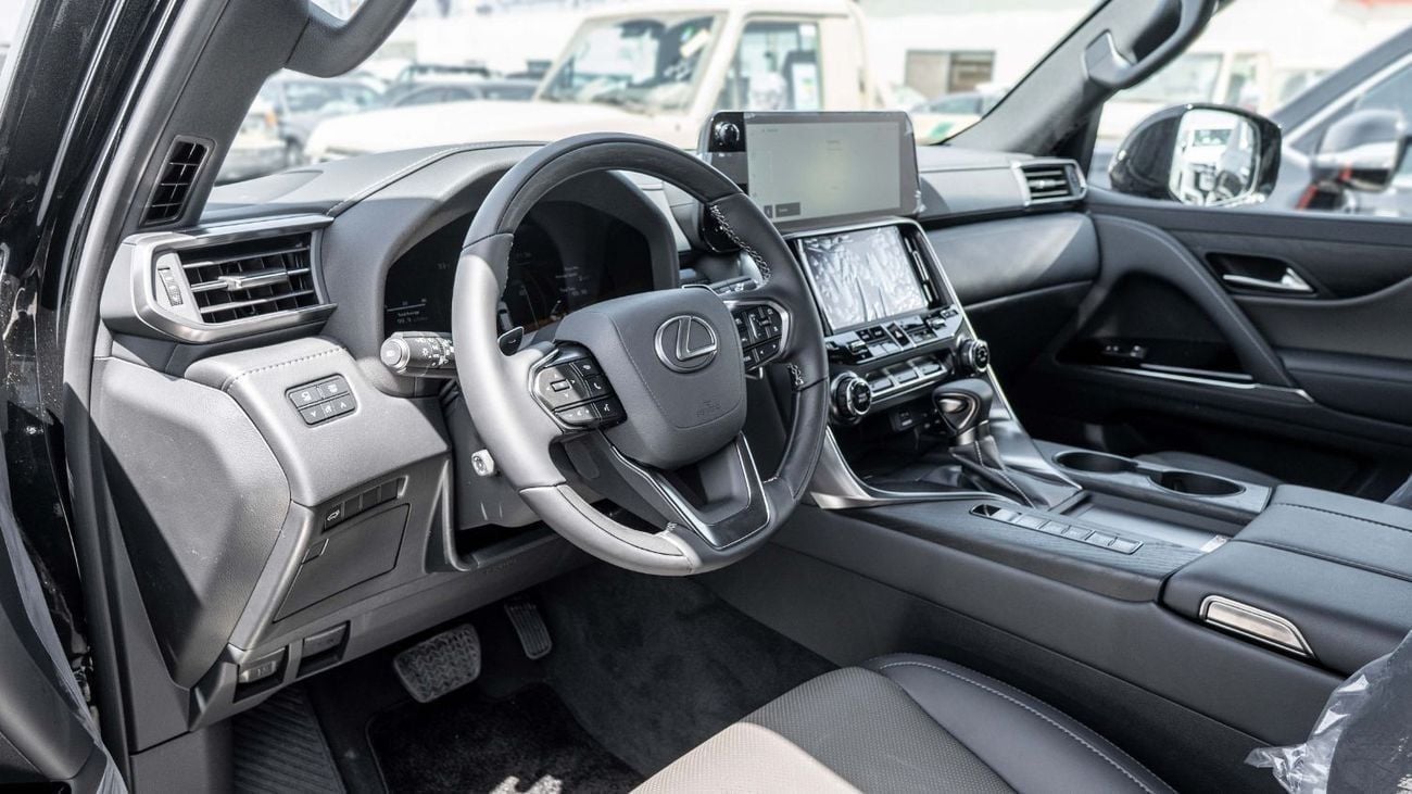 Lexus LX 600 2026 Lexus LX600 Over-Trail 3.5L AT Petrol (Black-Black) No MarkLevinson