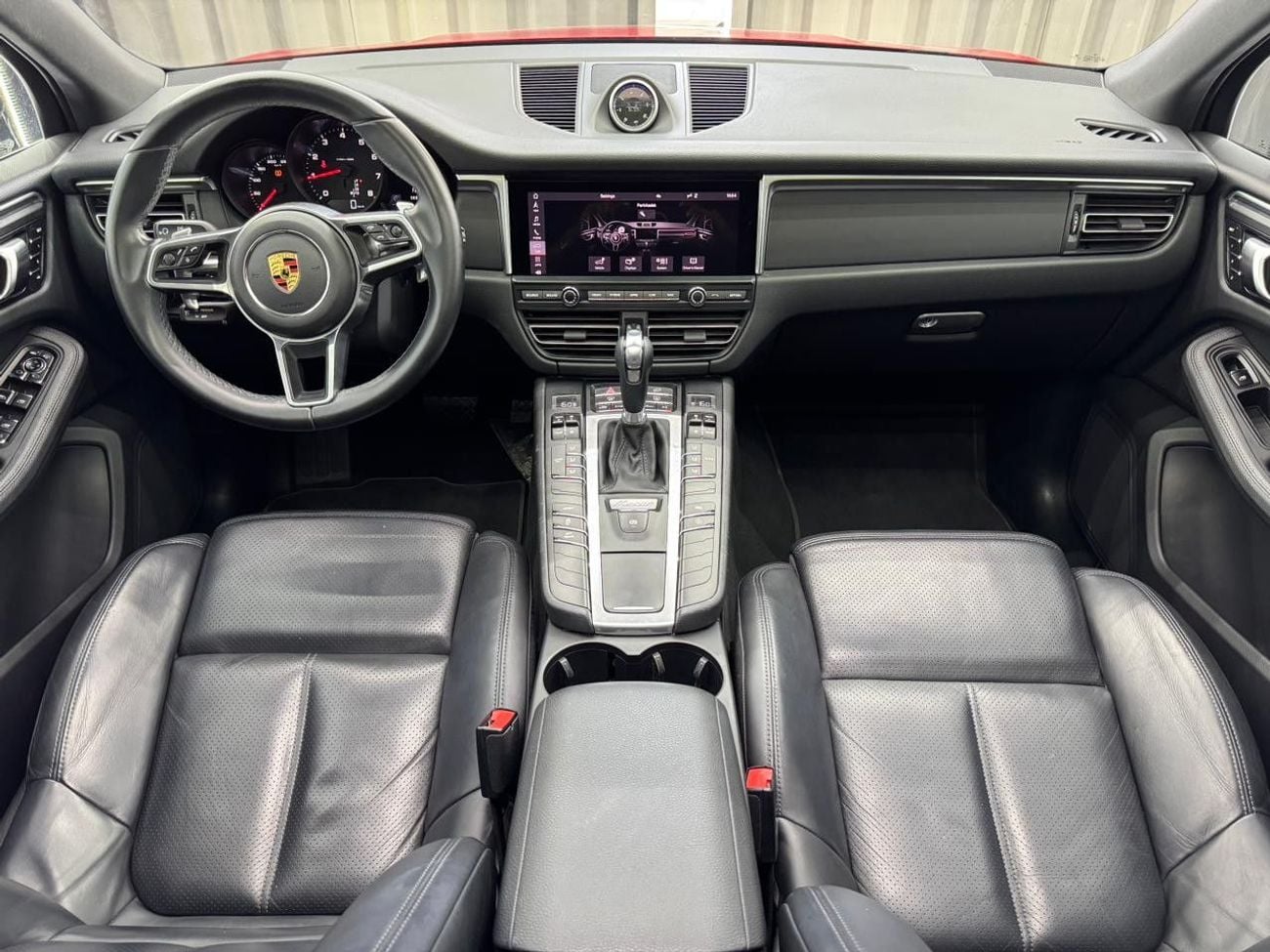 Porsche Macan STD 2.0L (252 HP)