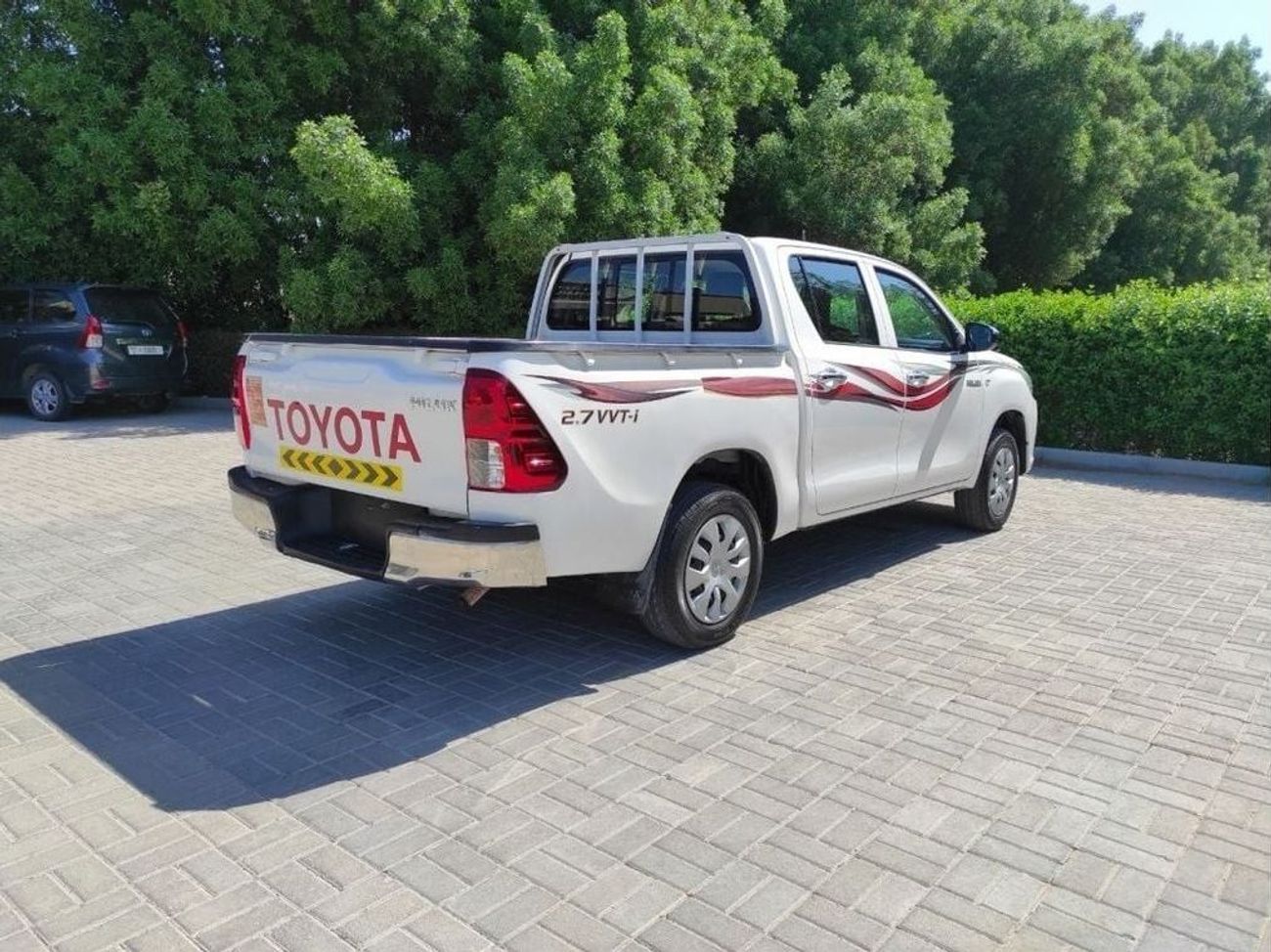 تويوتا هيلوكس Toyota Hilux 2020 single 4×2 manual petrol