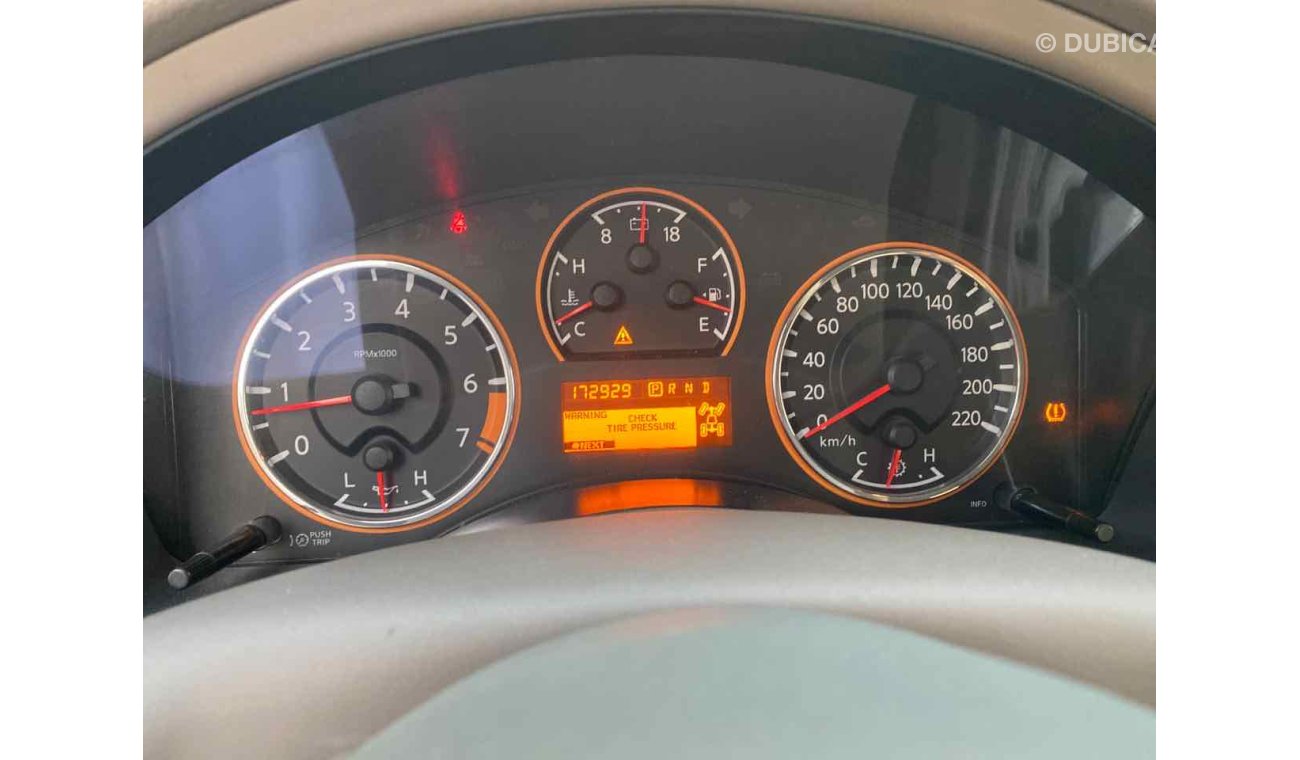 Nissan Armada نيسان ارمادا 2011