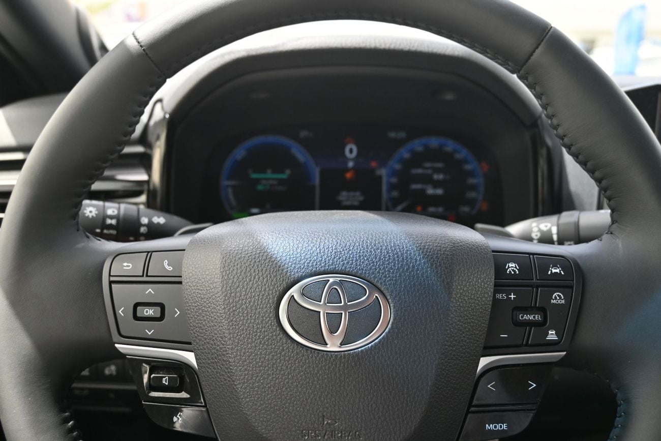تويوتا كامري Toyota Camry Lumiere 2.5L Hybrid GCC, Model 2026, Color Black