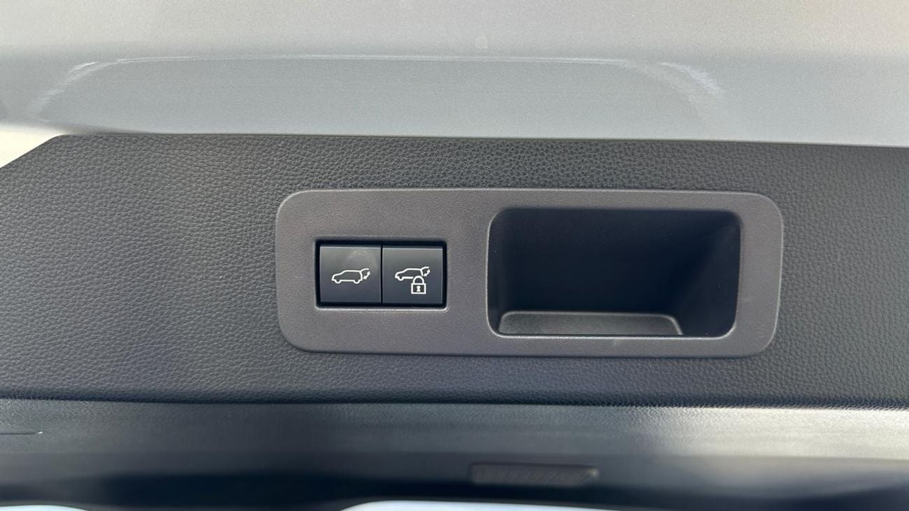 Toyota Land Cruiser Sahara ZX diesel Right-Hand Drive