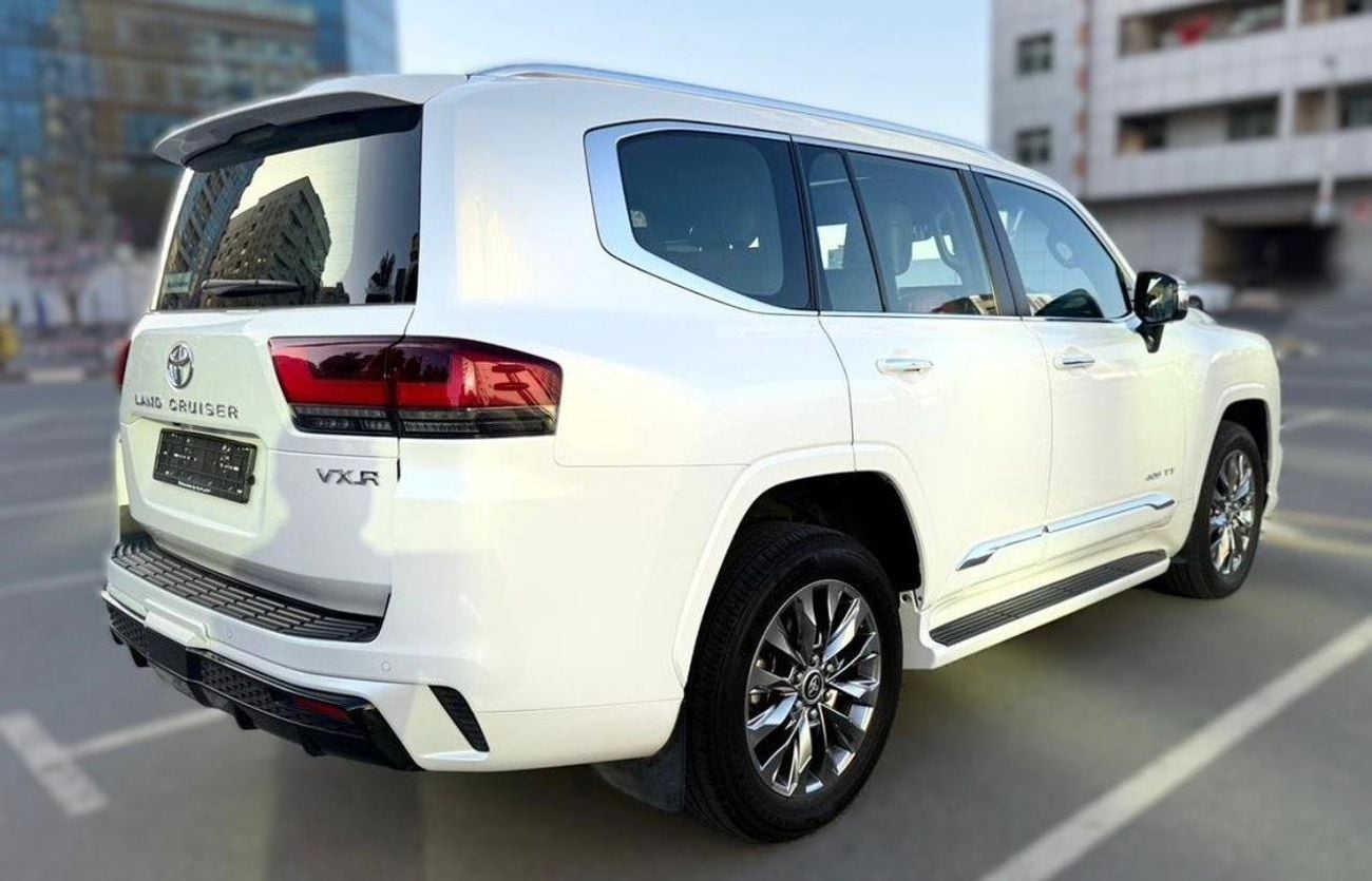 Toyota Land Cruiser VXR 3.5L