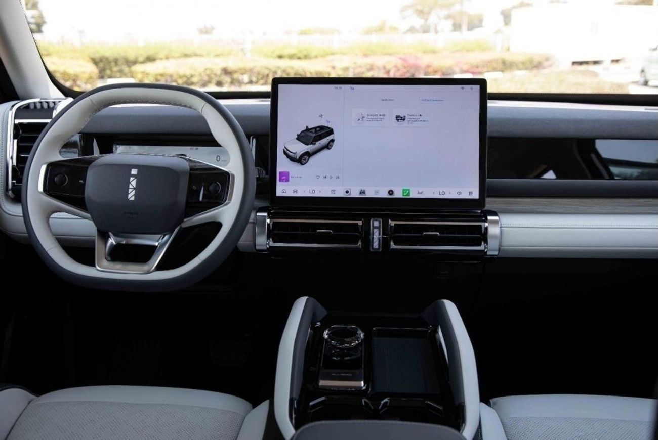 شيري iCar 03 2024 ICAR EQ3 V3 High Performance 4WD - White inside White | Export price