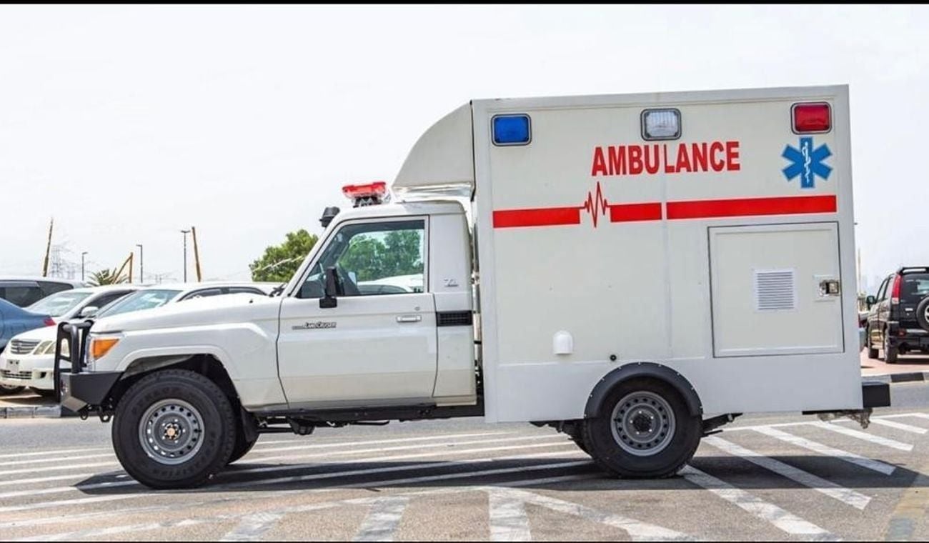 Toyota Land Cruiser 70 2025 Toyota Land Cruiser LC 79 4.0 SC AT Petrol (Ambulance)
