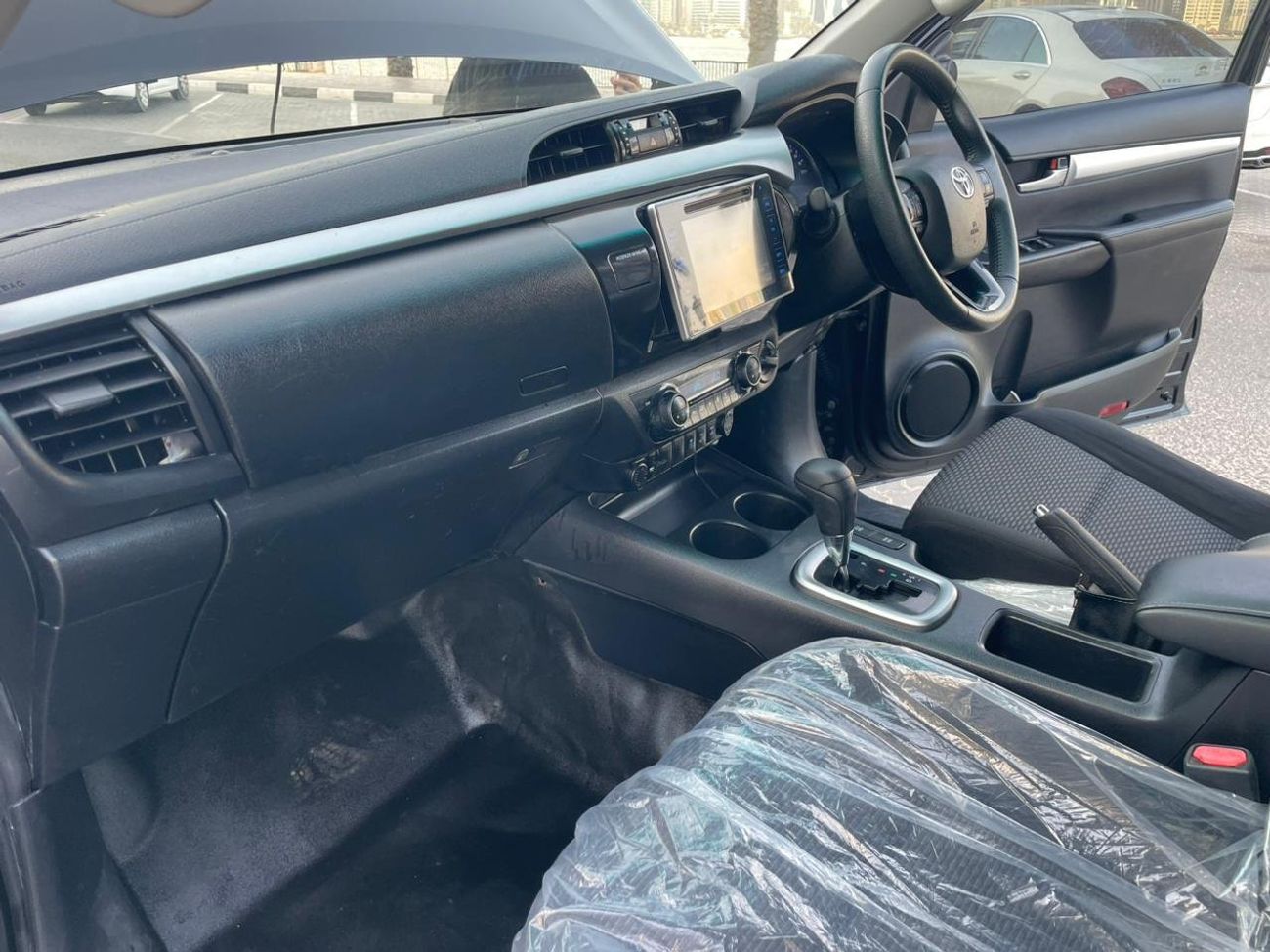 تويوتا هيلوكس 2020 Model RHD Diesel Engine Full Option car is very clean and Perfect Condition