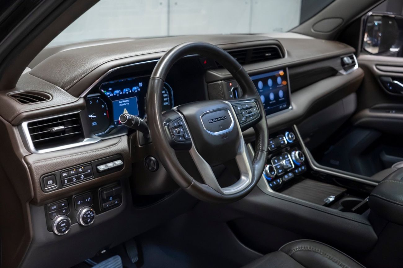 GMC Yukon Denali 6.2L (9 Seater)