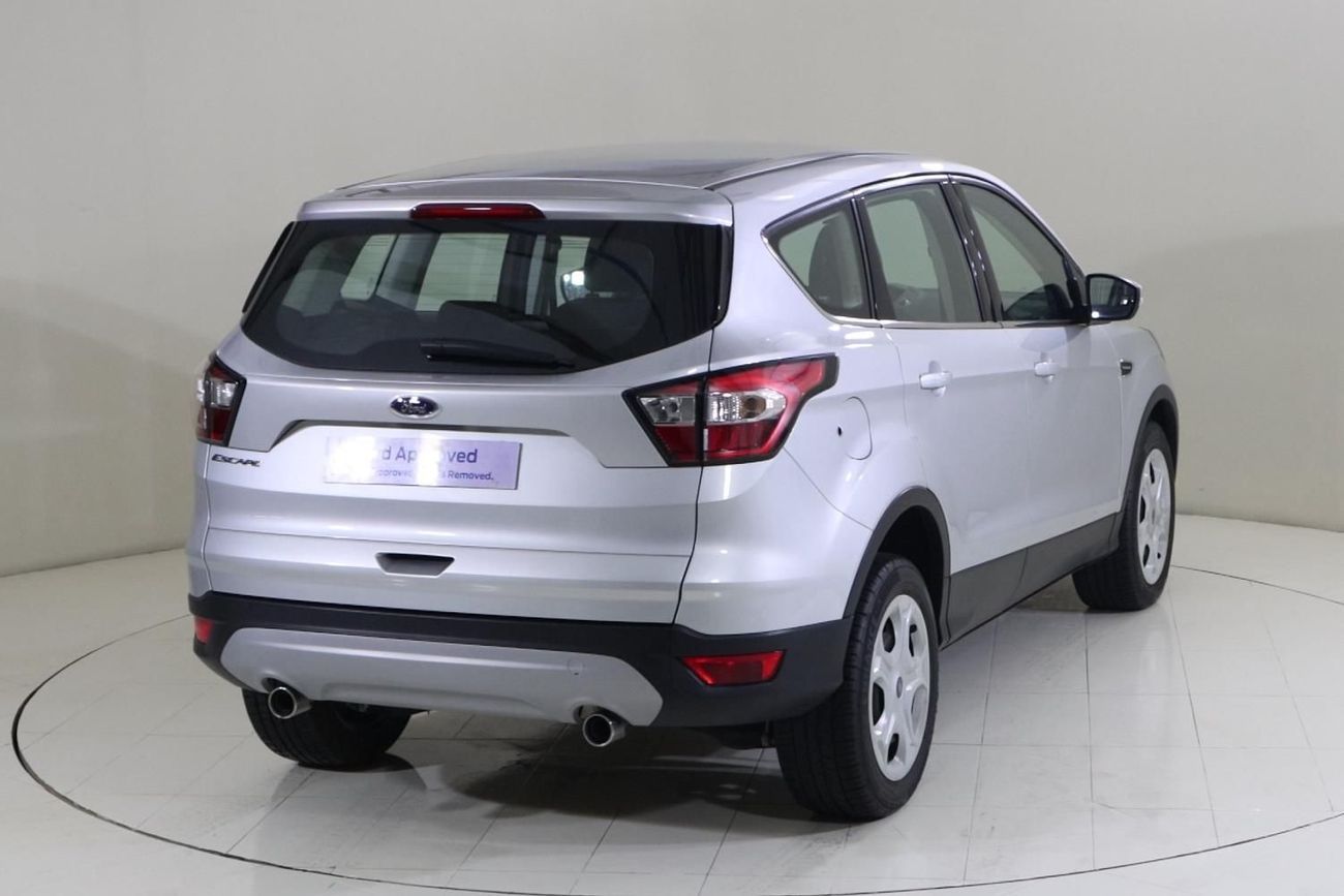 Ford Escape S E1020 / AL TAYER MOTORS AL QOUZ SHOWROOM