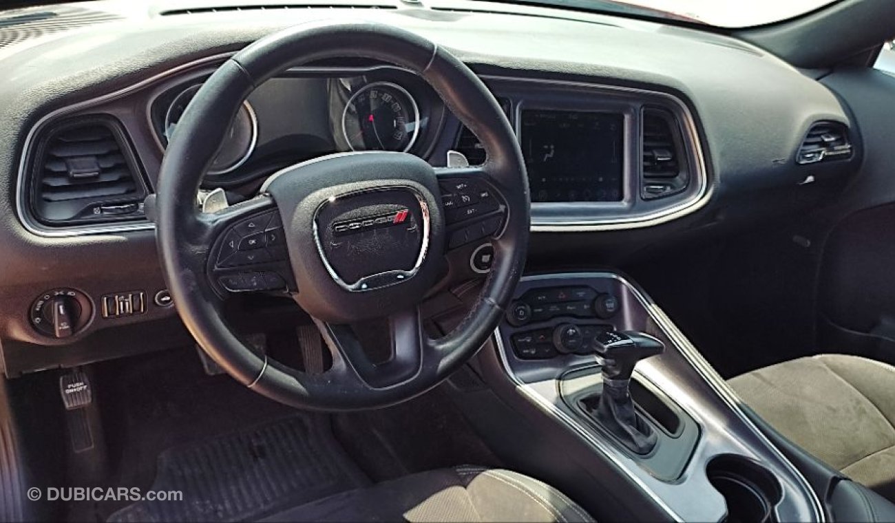 Dodge Challenger Hemi 5.7